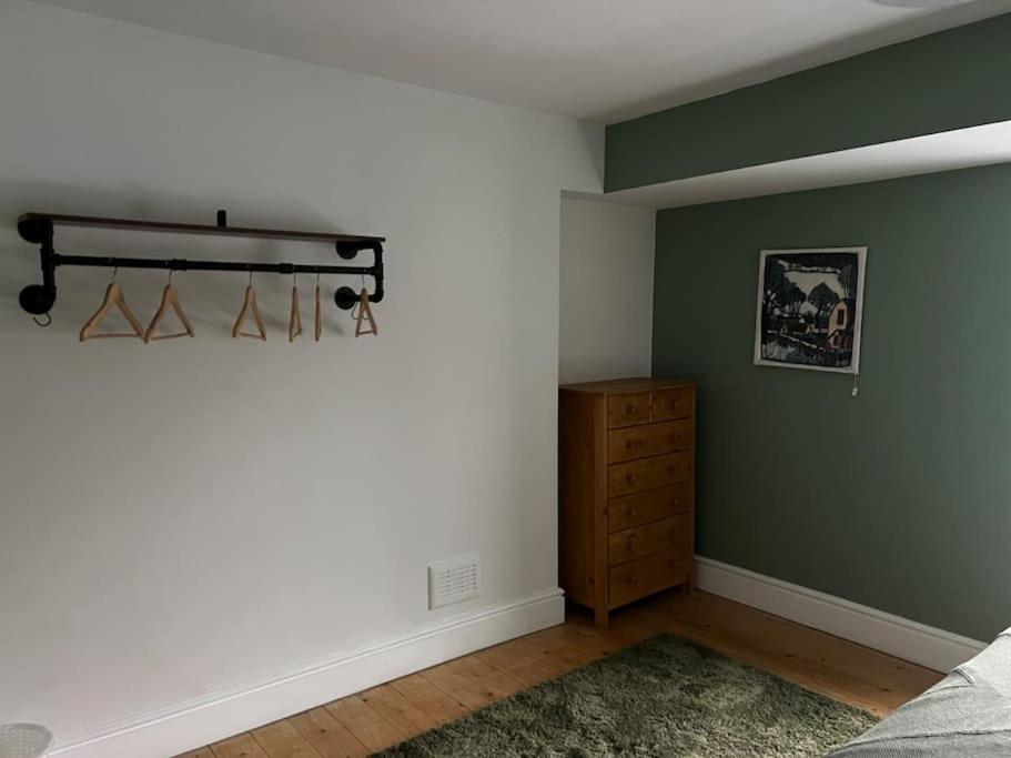 Apothecary Hall - Snowdonia