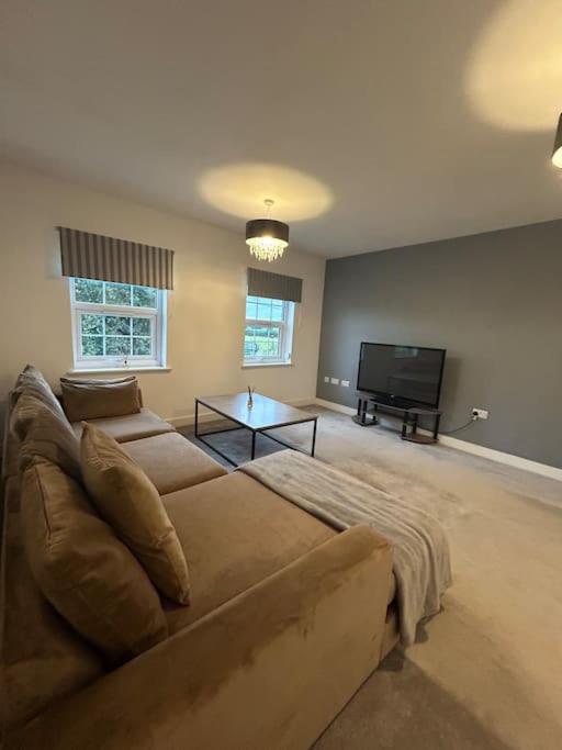 Luxury countryside stay - Waters Upton, Telford