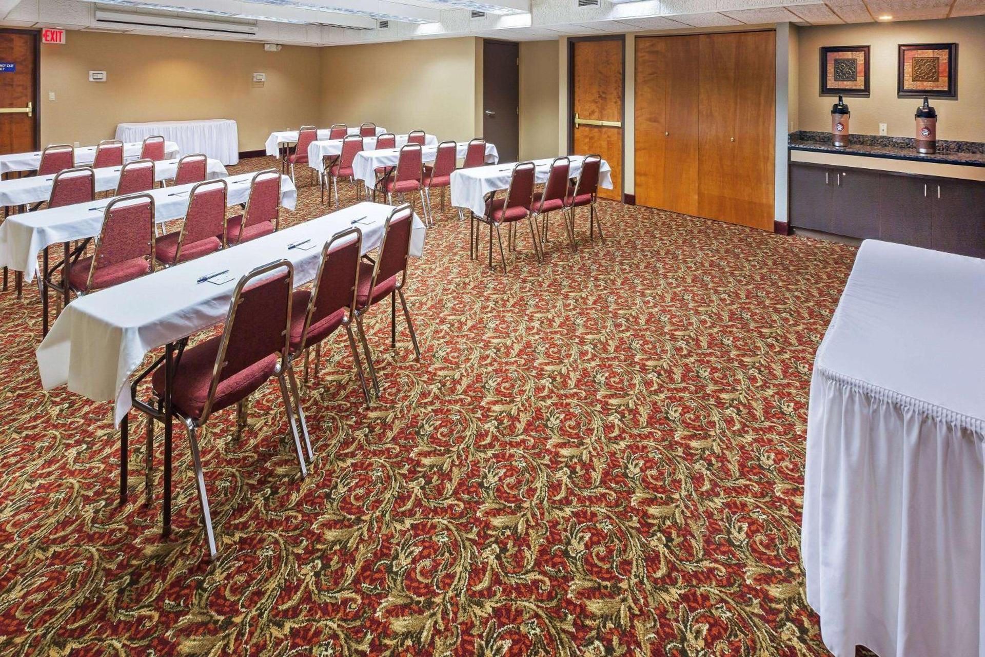 Meeting/conference room