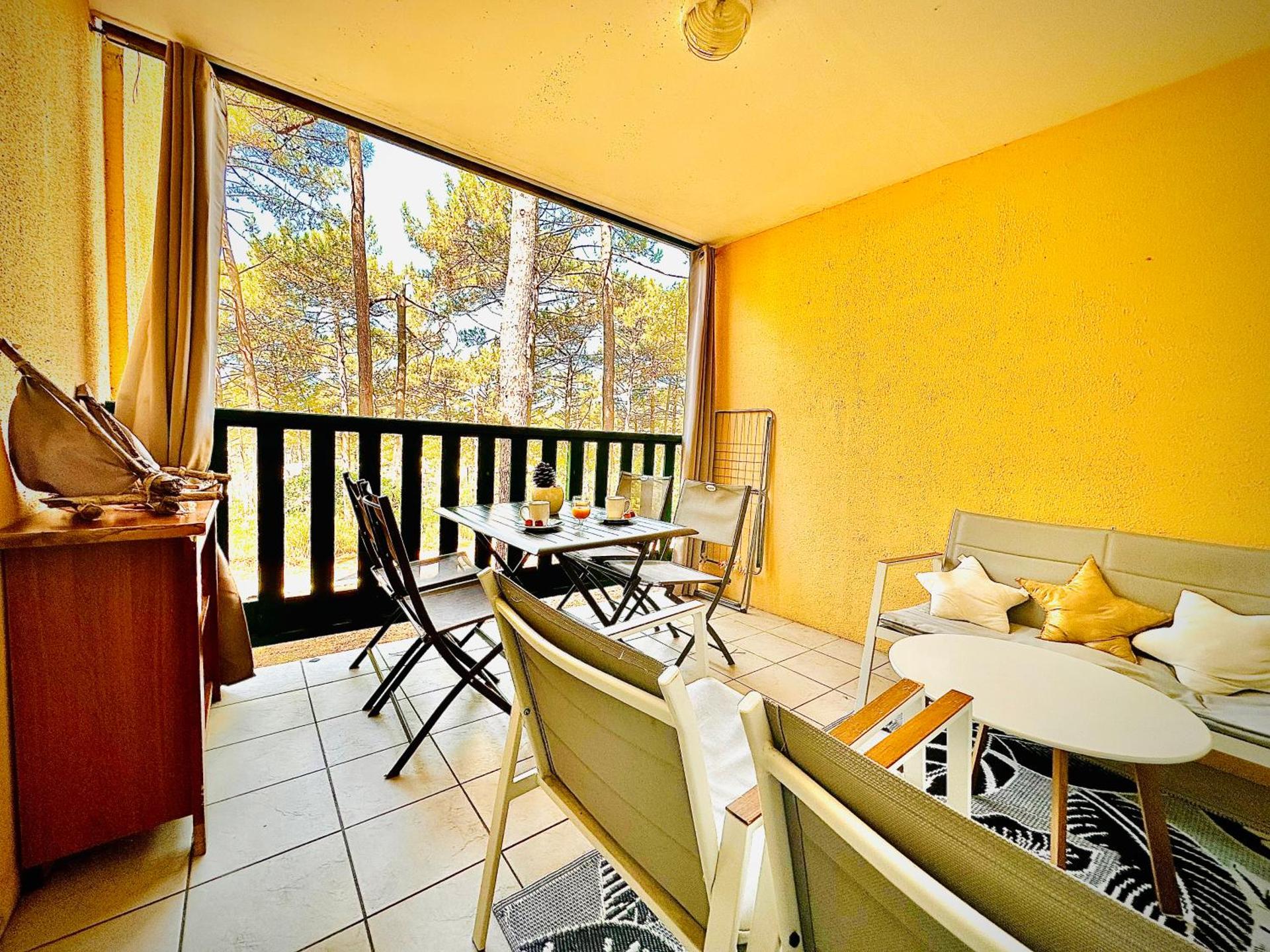 Résidence Les Grands Pins - T2 avec piscine