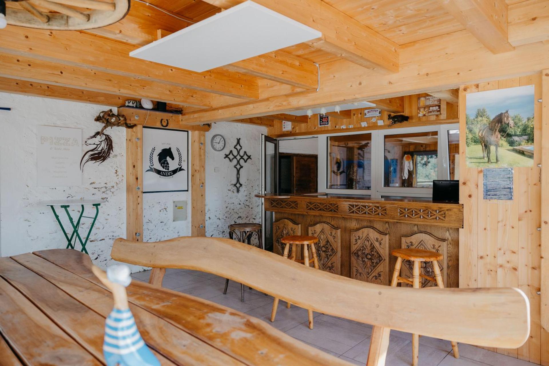 Andis Reiterstüberl, Rainweg 1 , 9311 Überfeld