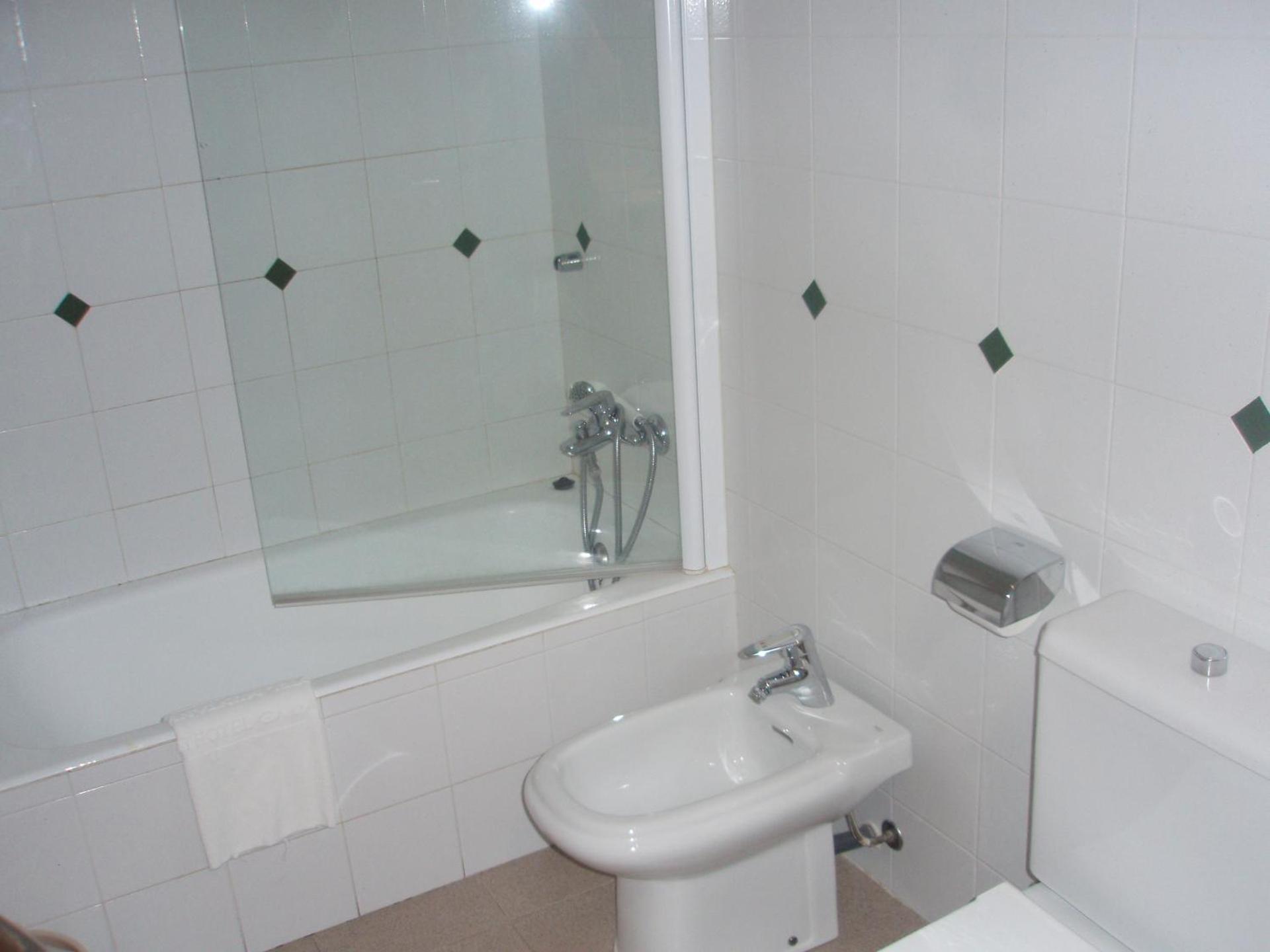 One-Bedroom Apartment (2 - 4 Adults)