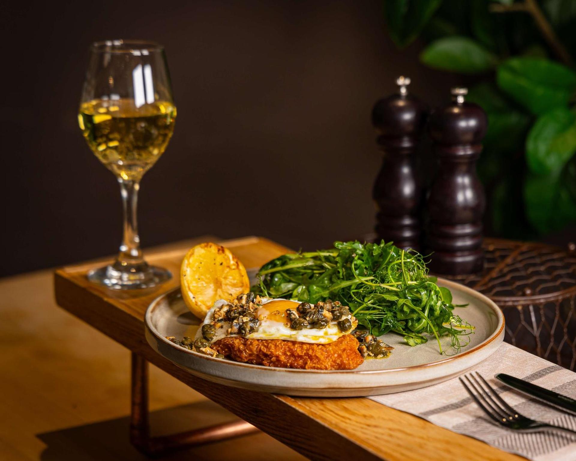 Restaurant/places to eat