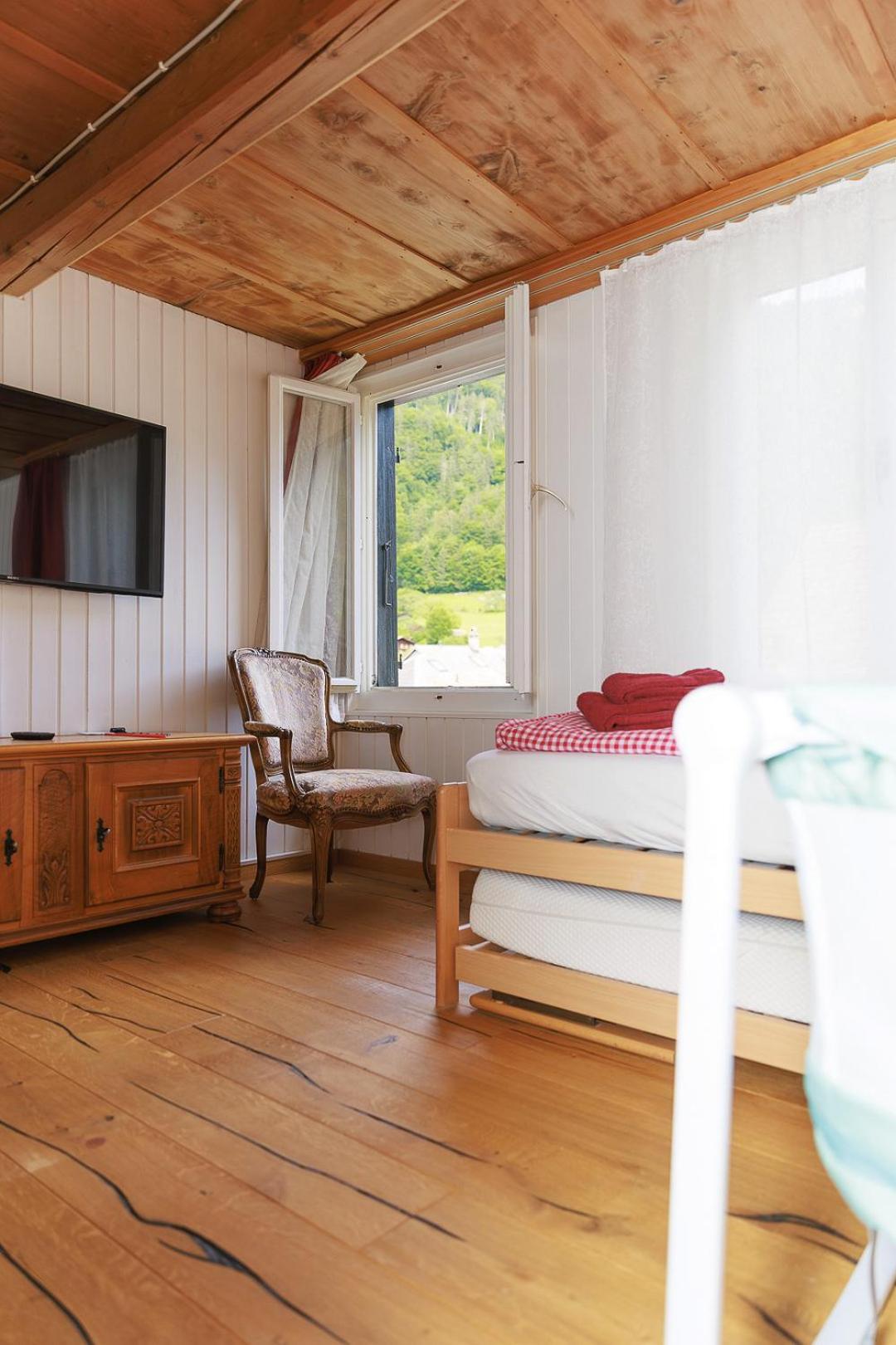 Charming Alpine Retreat, 15 min to ski resort