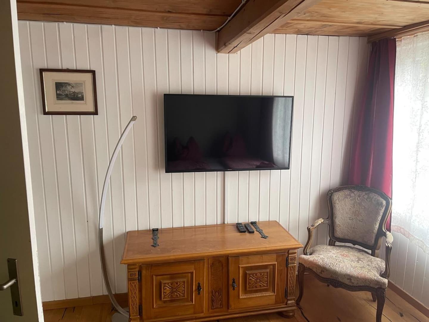 Charming Alpine Retreat, 15 min to ski resort