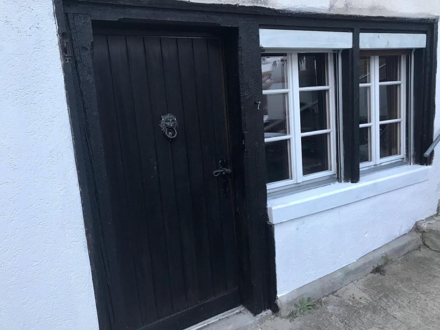 Studio 15 min to ski resort, No Parking