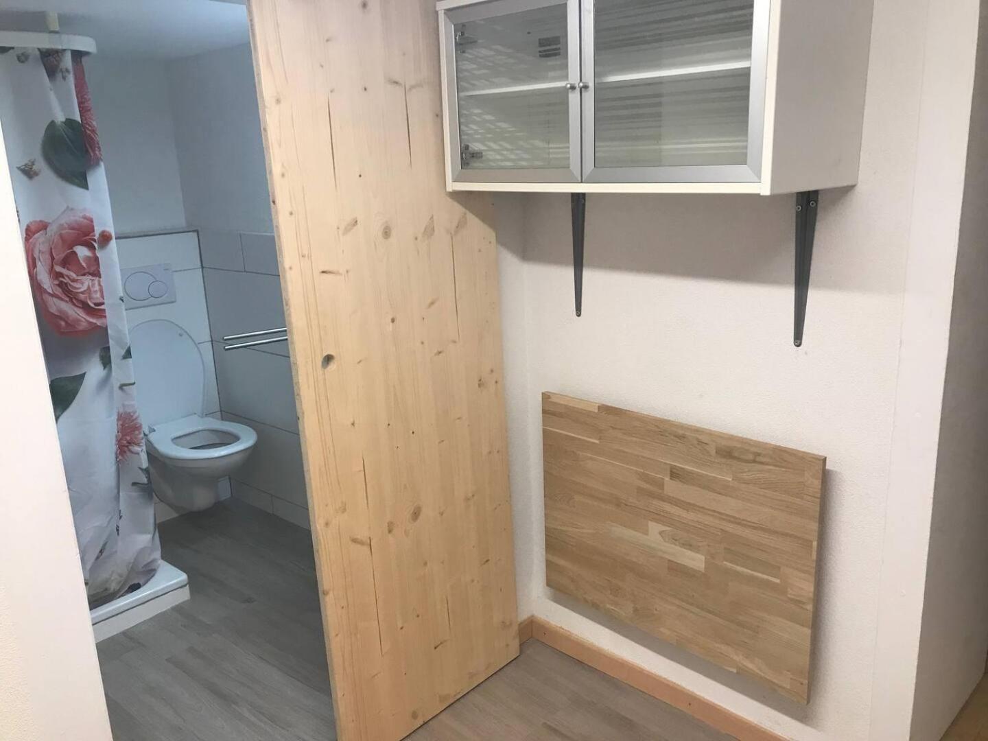 Studio 15 min to ski resort, No Parking