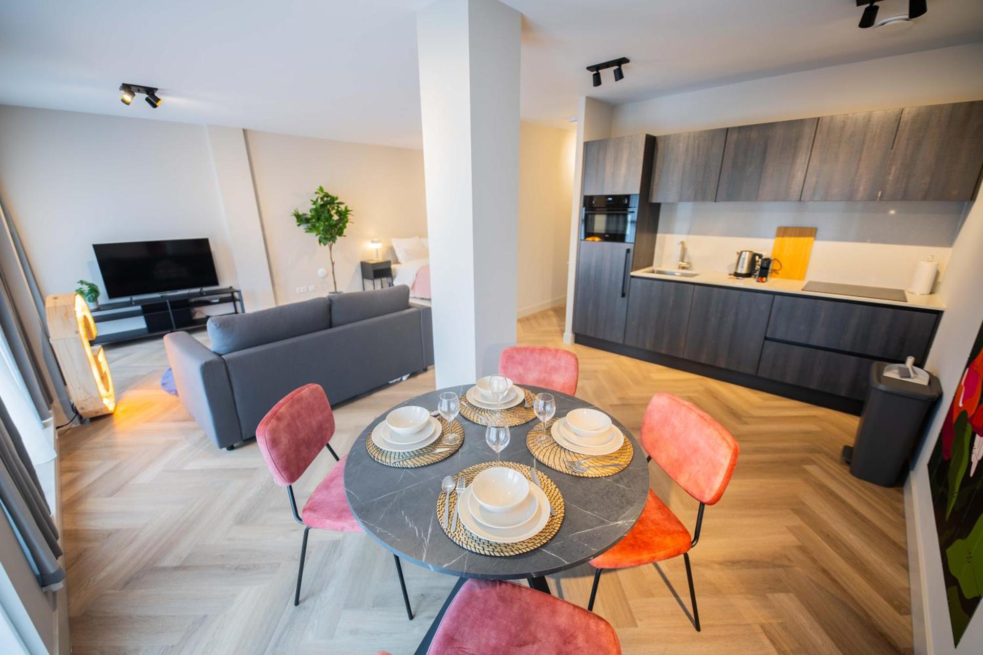 Alphabet Apartments - Kerkstraat 71