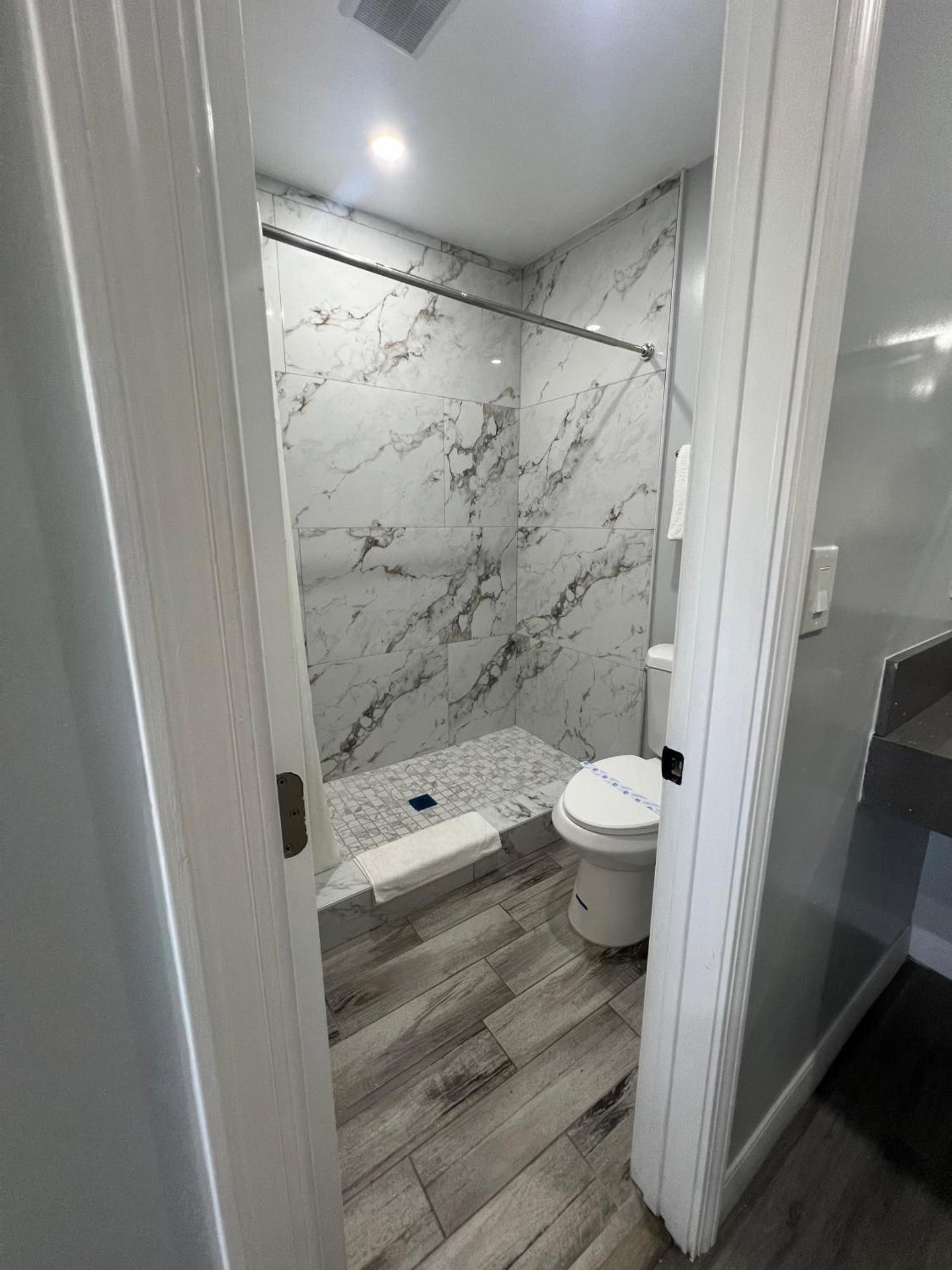 Eastsider Motel -Downtown LA New Rooms