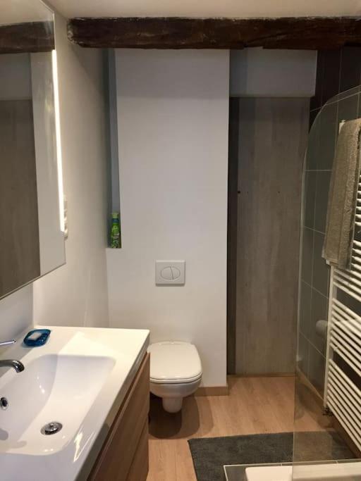 La Vie Hors Château