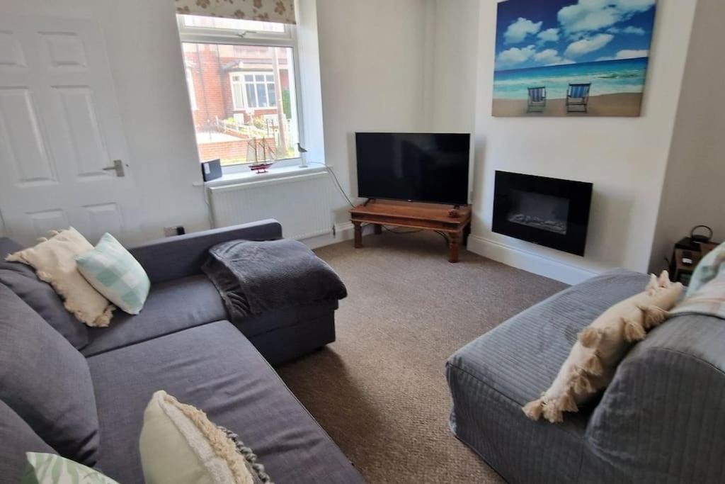 Akwa a modern seaside gem