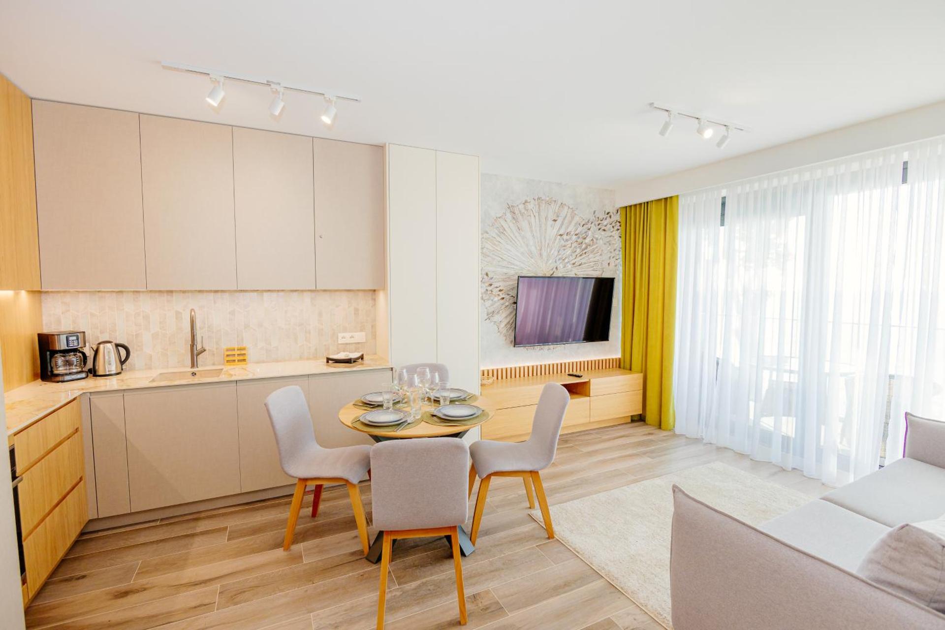 Resort HEVENIA Rewal 17