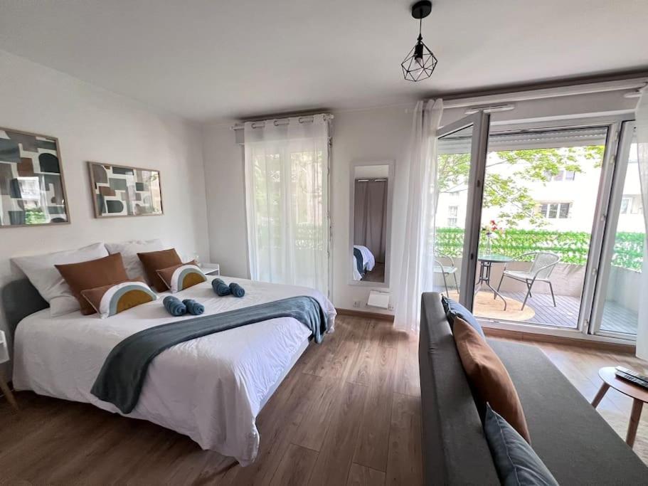 Agreable Paris Disney Centre ville Metro RER