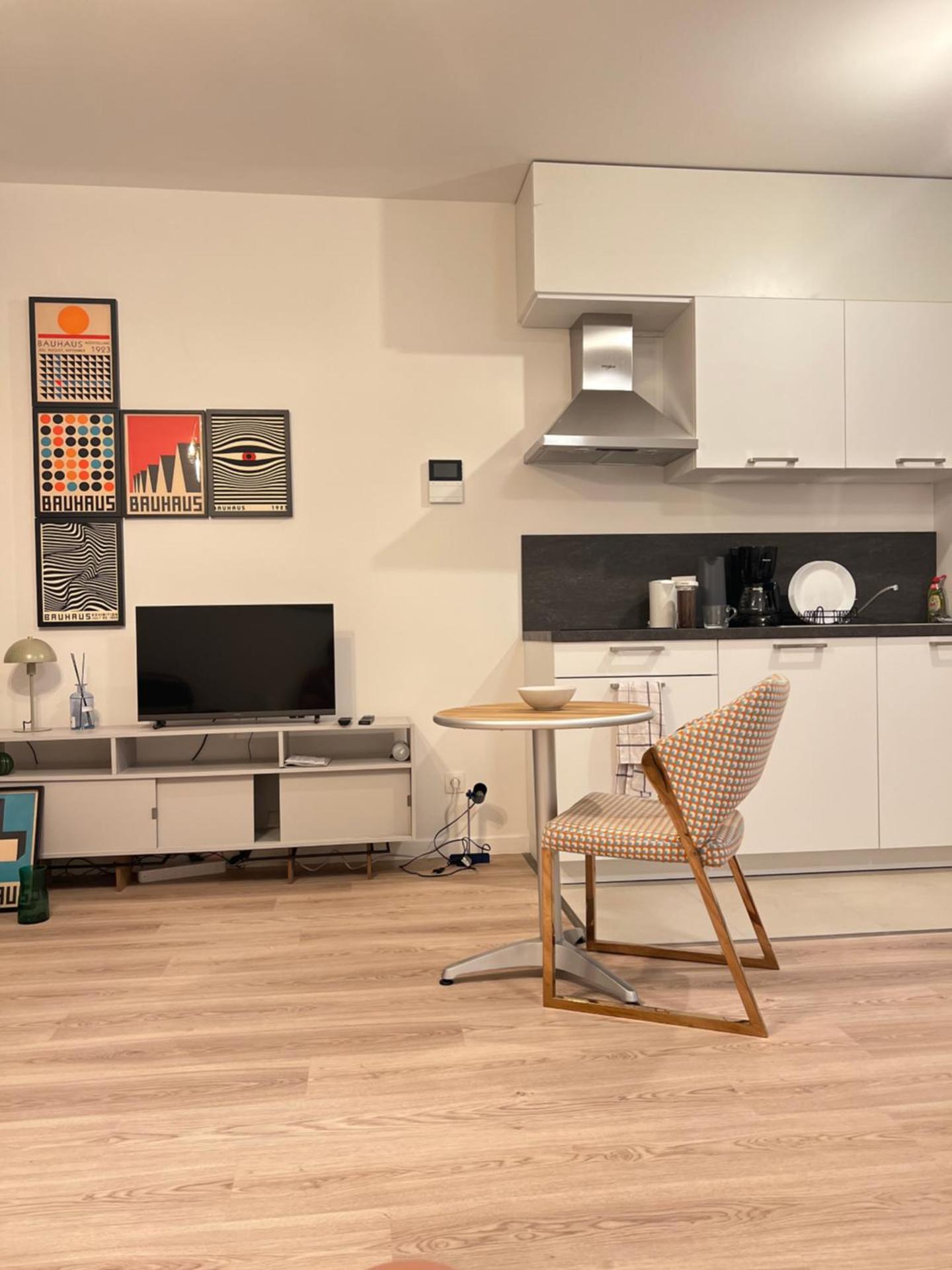 Communal lounge/ TV room