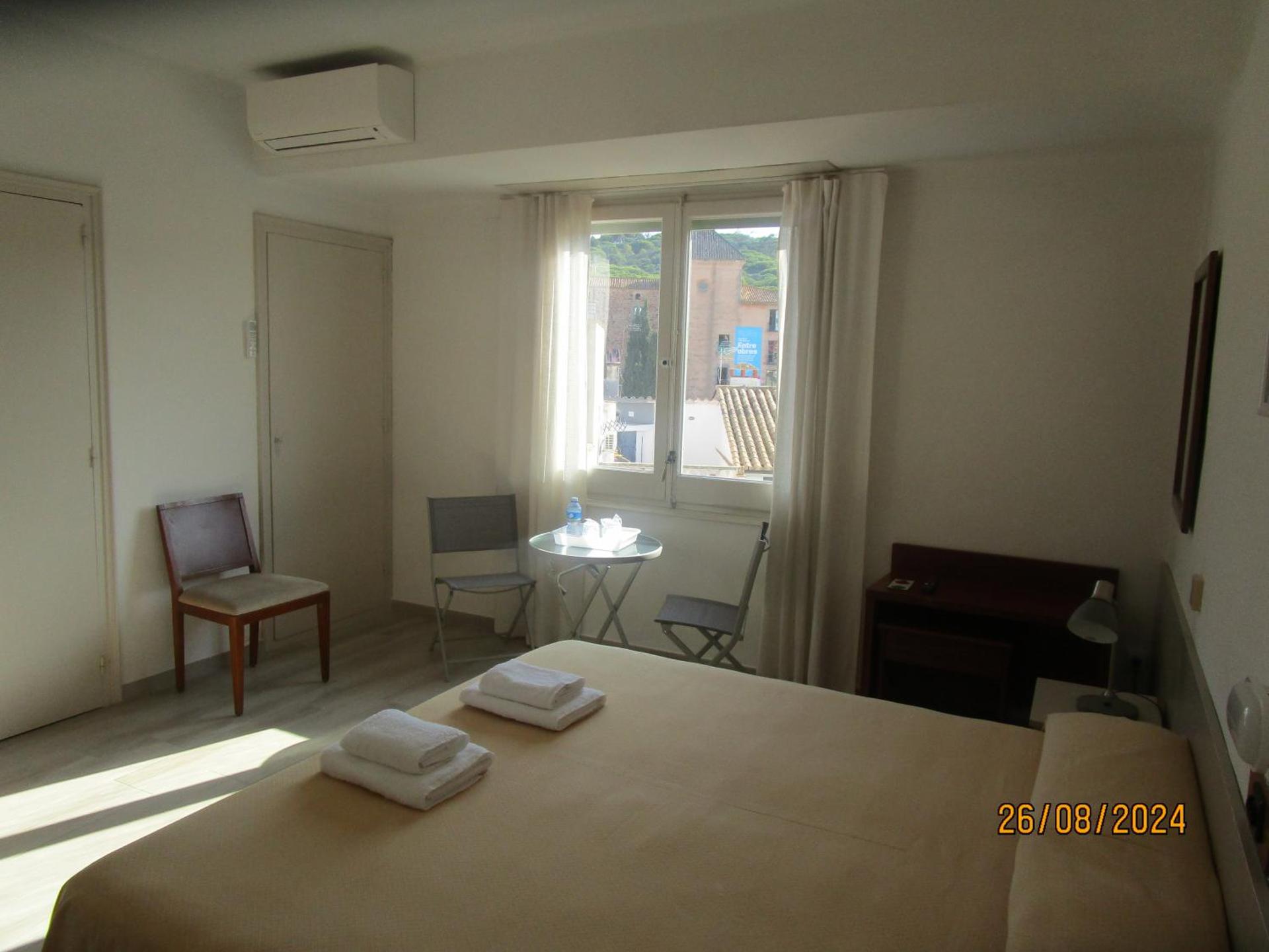 Hotel Apartaments Gesòria Porta Ferrada