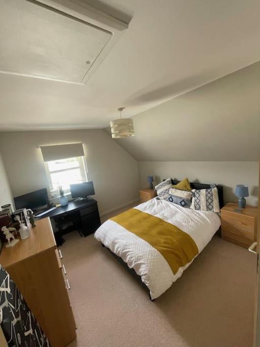 Inverurie Town Centre 97m2 Maisonette