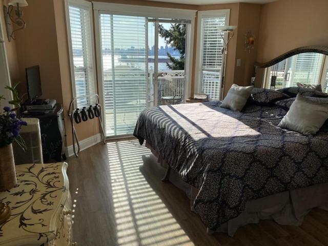 Ocean Breeze Executive Bed and Breakfast