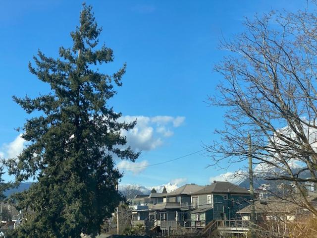 Ocean Breeze Executive Bed and Breakfast