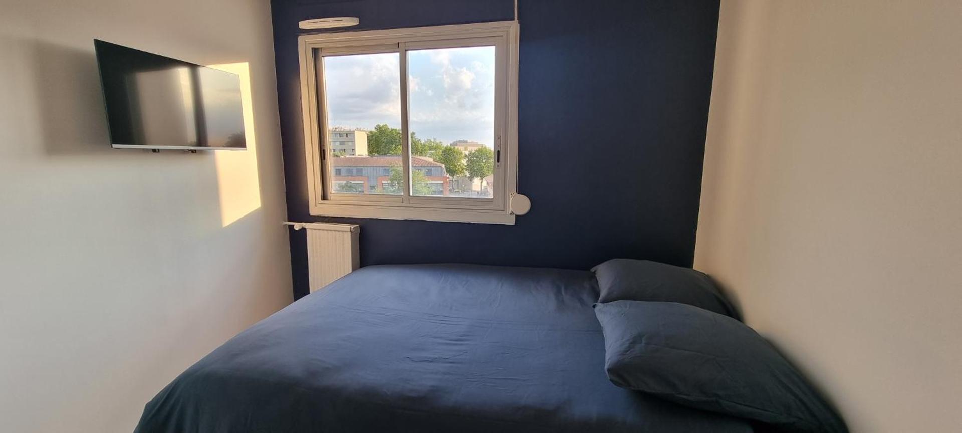 Chambres avec salle d'eau privative dans appartement partagé