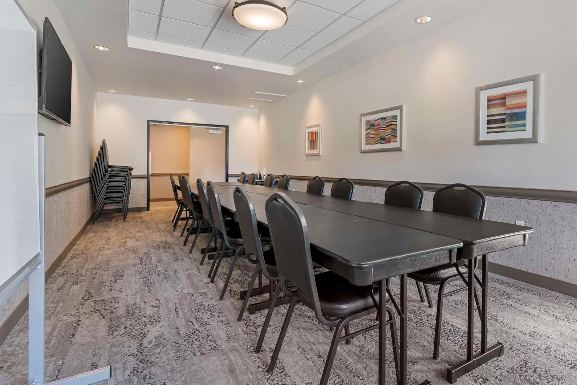 Meeting/conference room