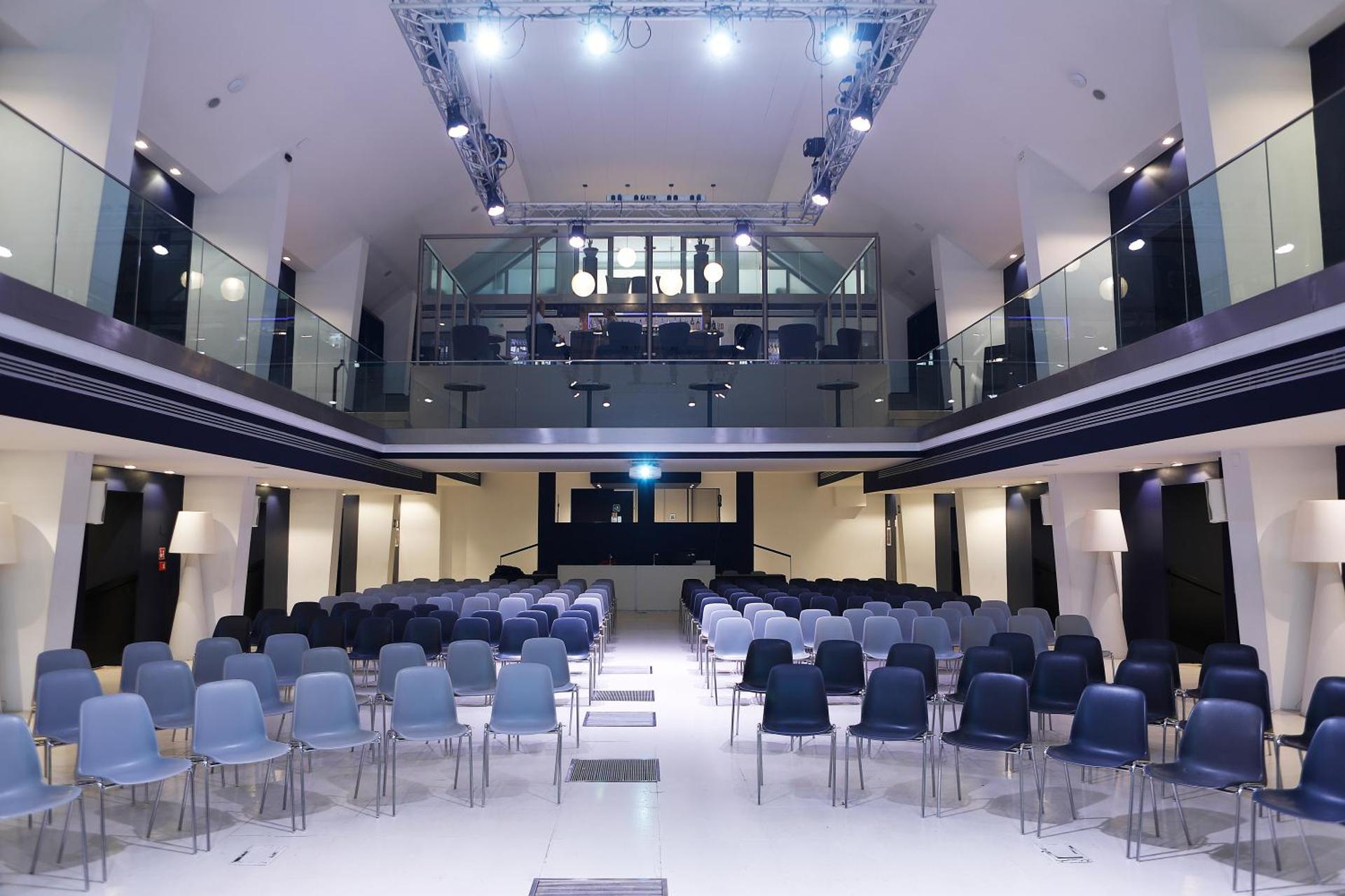 Meeting/conference room