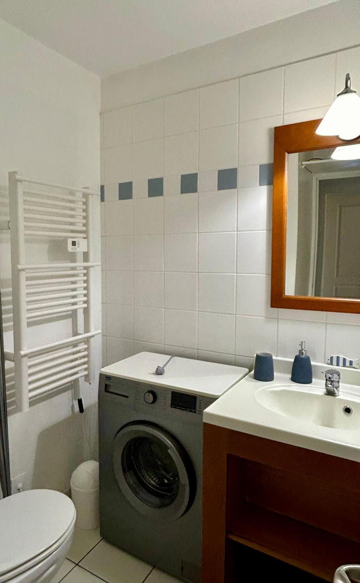 Résidence Les Grands Pins - T2 avec piscine