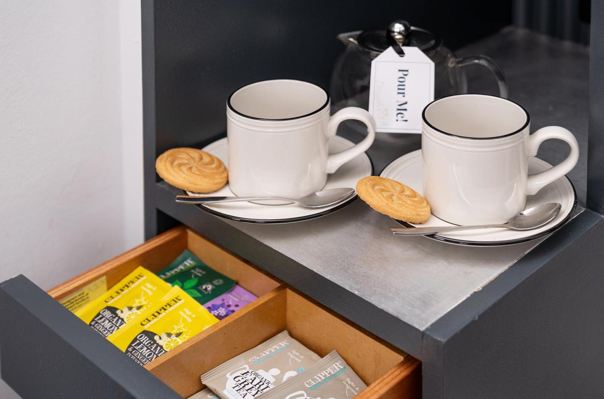 Coffee/tea facilities