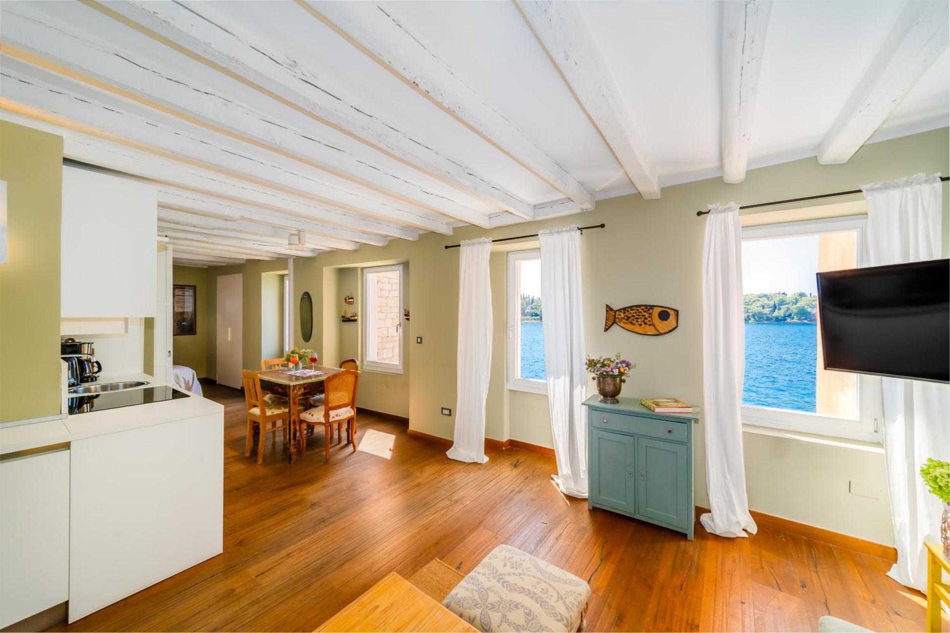 Apartment Mediterraneo