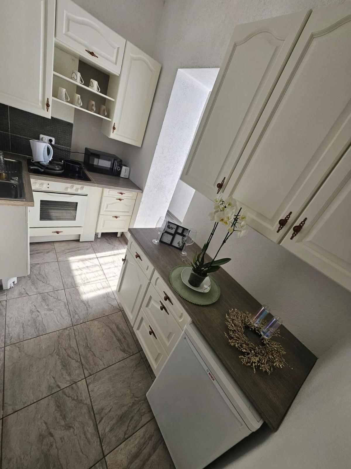 Apartments Angels o k b