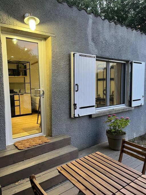 Studio Les Chênes Verts proche Gorges de l'Ardèche