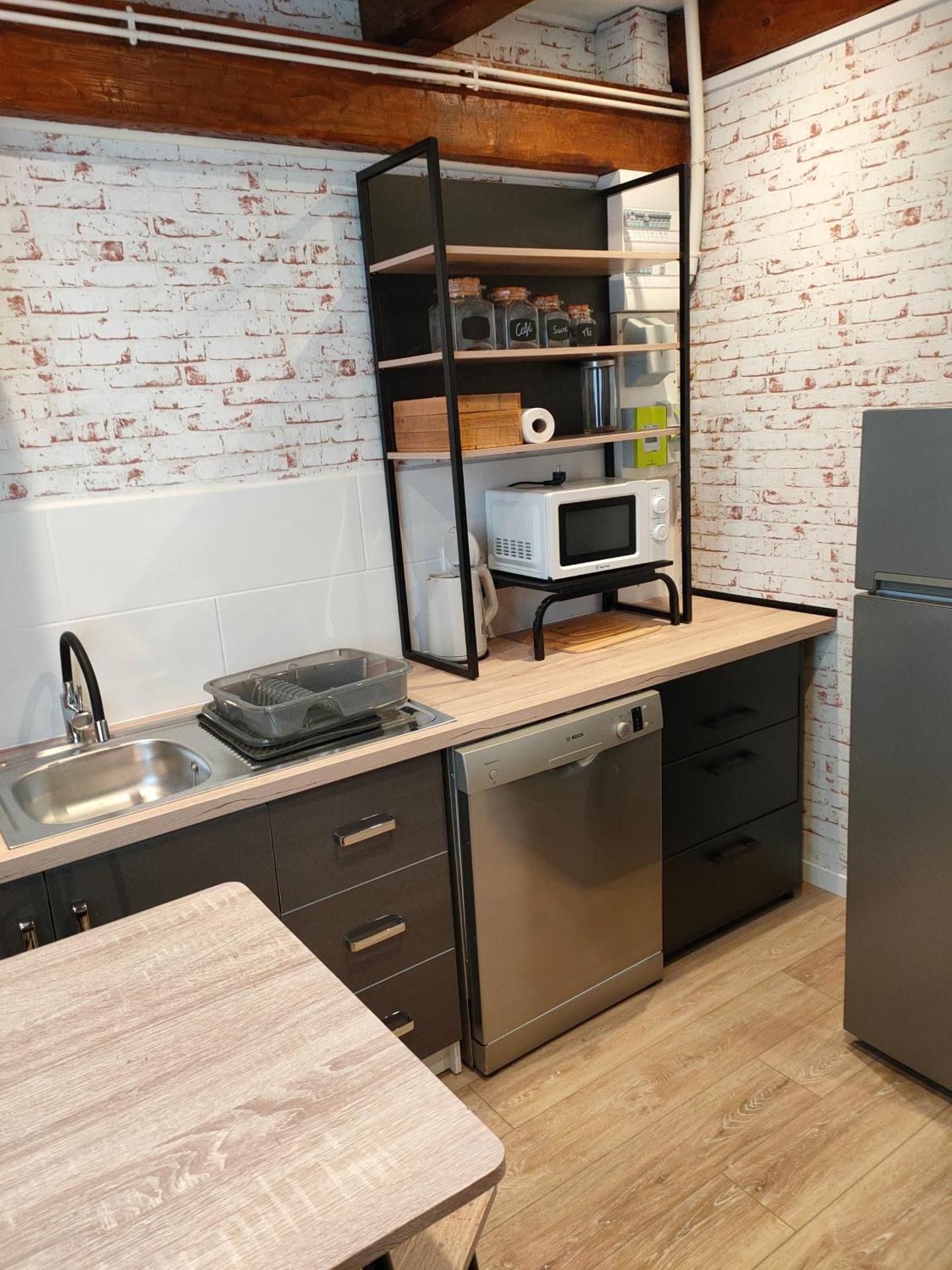 Kitchen or kitchenette