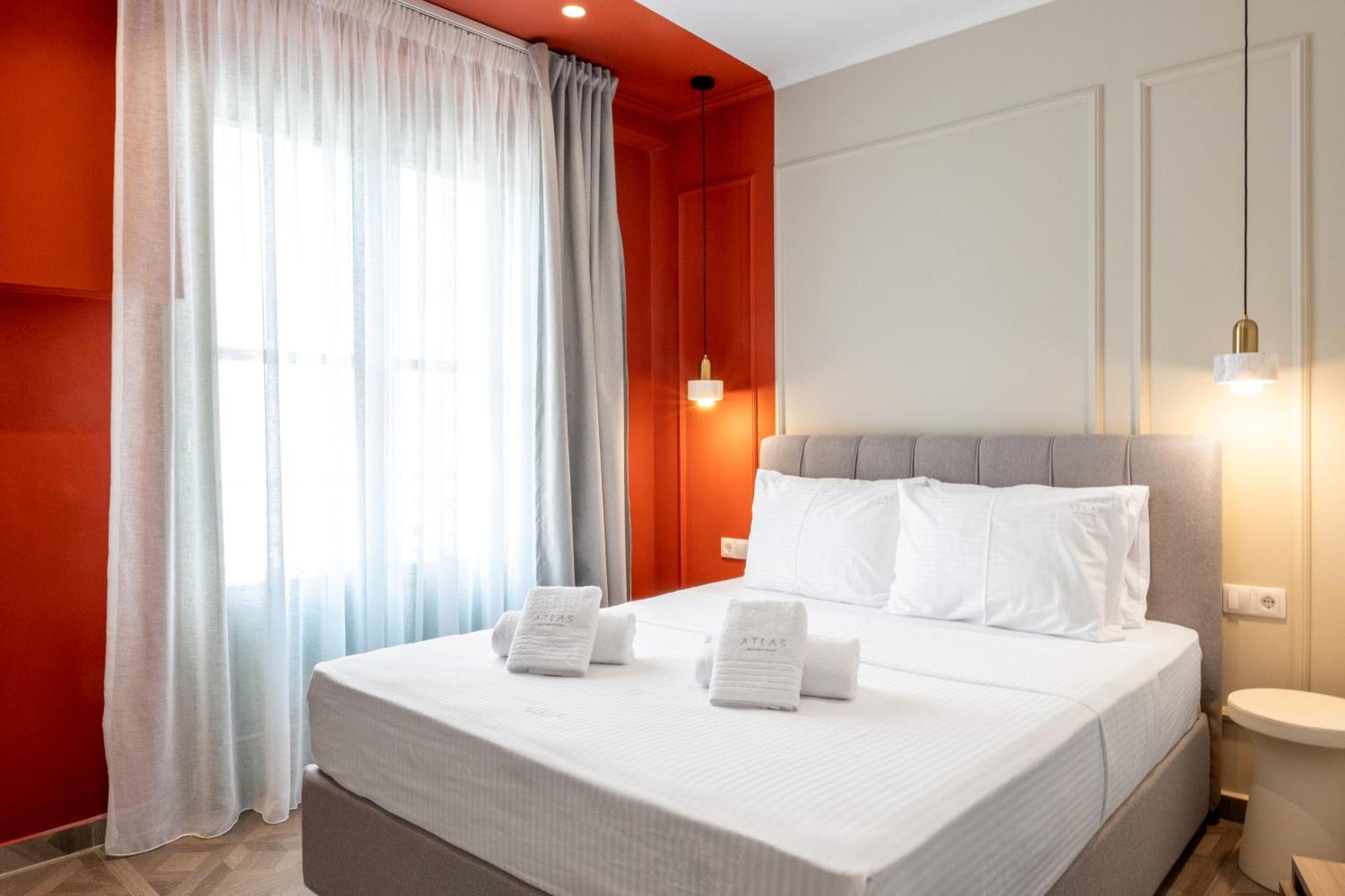 02 Chloe Suite (No Parking)