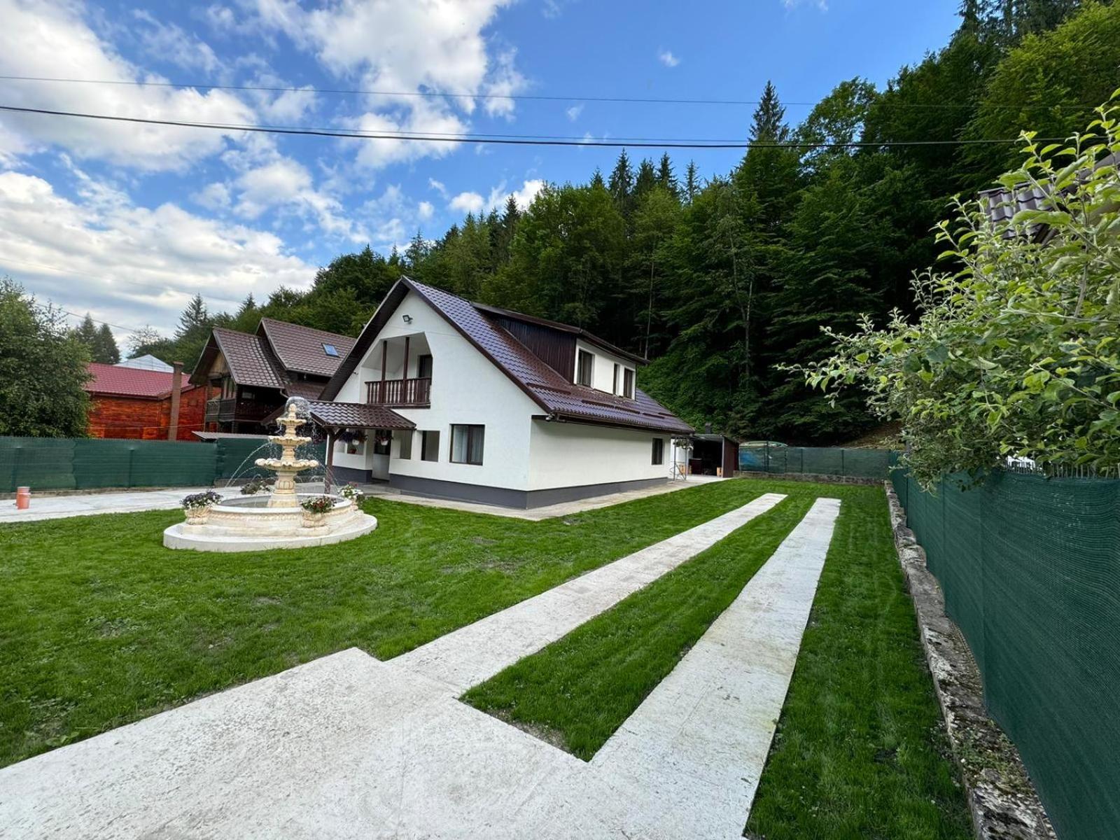 Vila Izvorul Muntelui