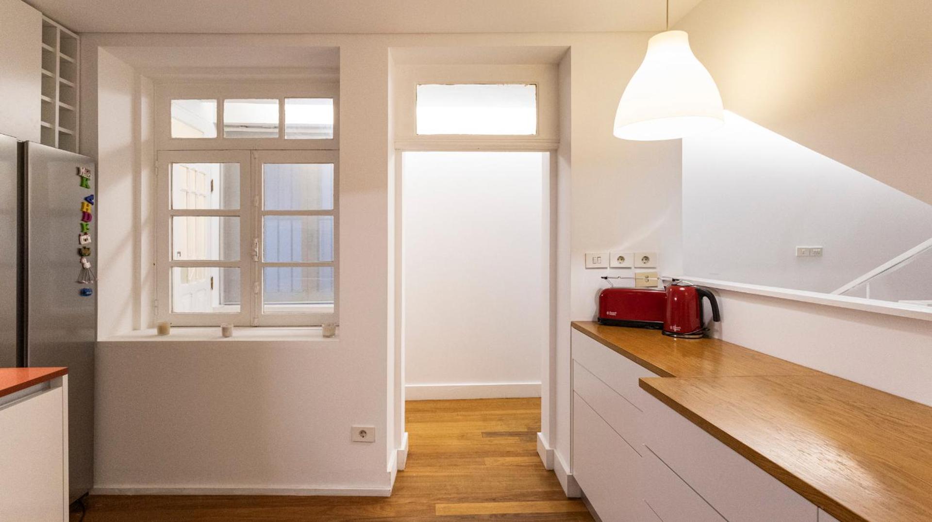 Fábrica Three-Story Charm by LovelyStay