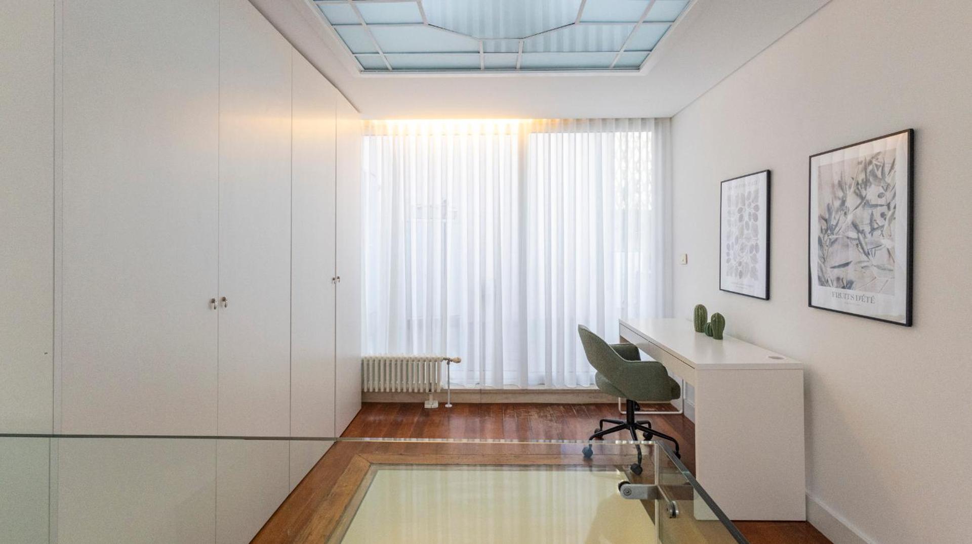 Fábrica Three-Story Charm by LovelyStay