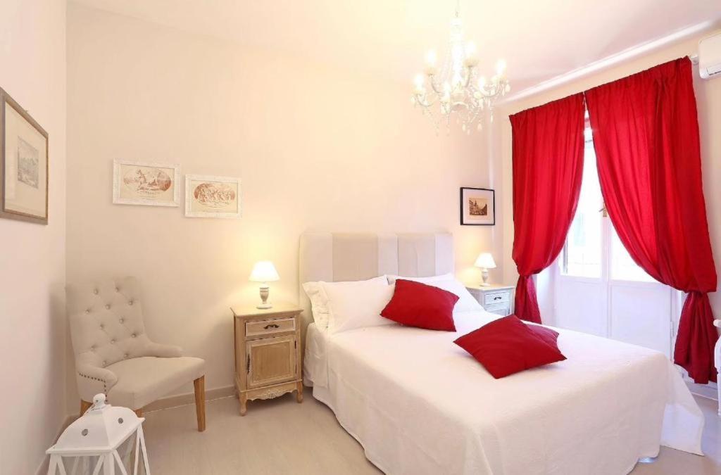 Apartment with City View