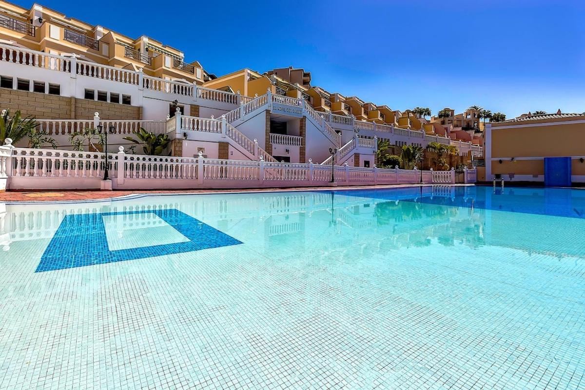 Brilliant Veril del Duque with Heated Pool