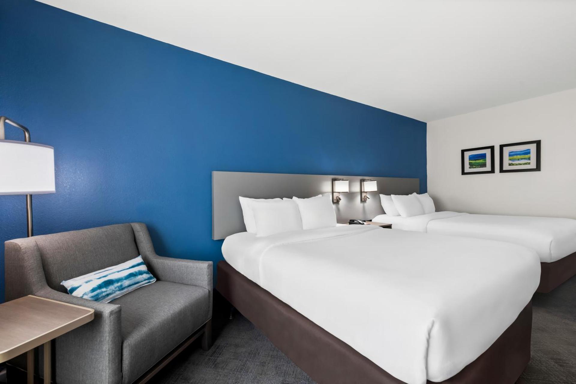 Photo of the whole room