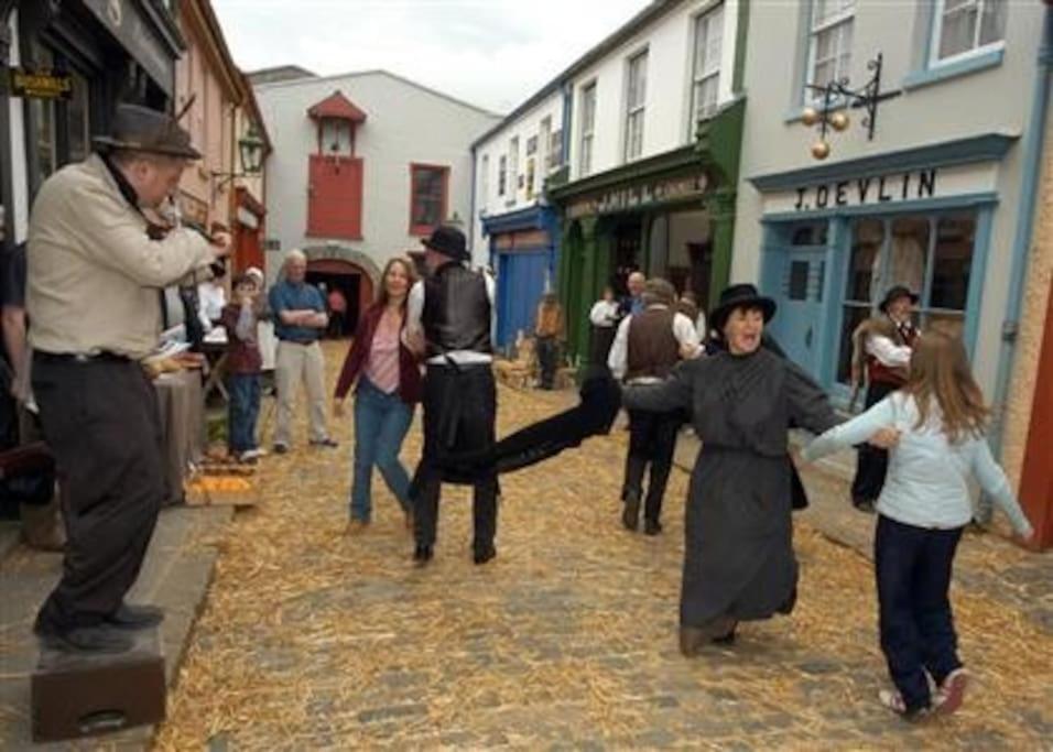 Centrally located 2 bedroom house with garden