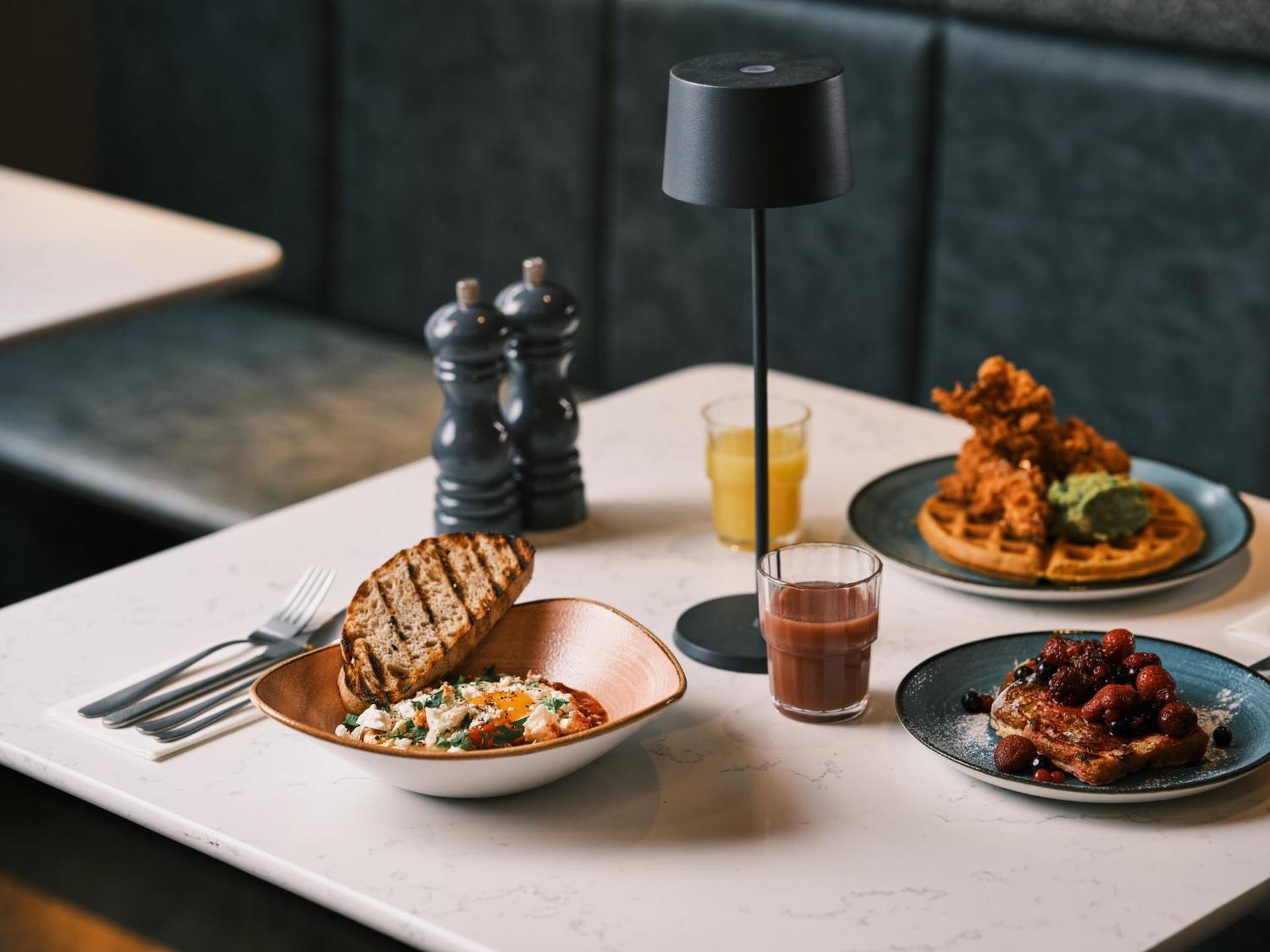 Restaurant/places to eat