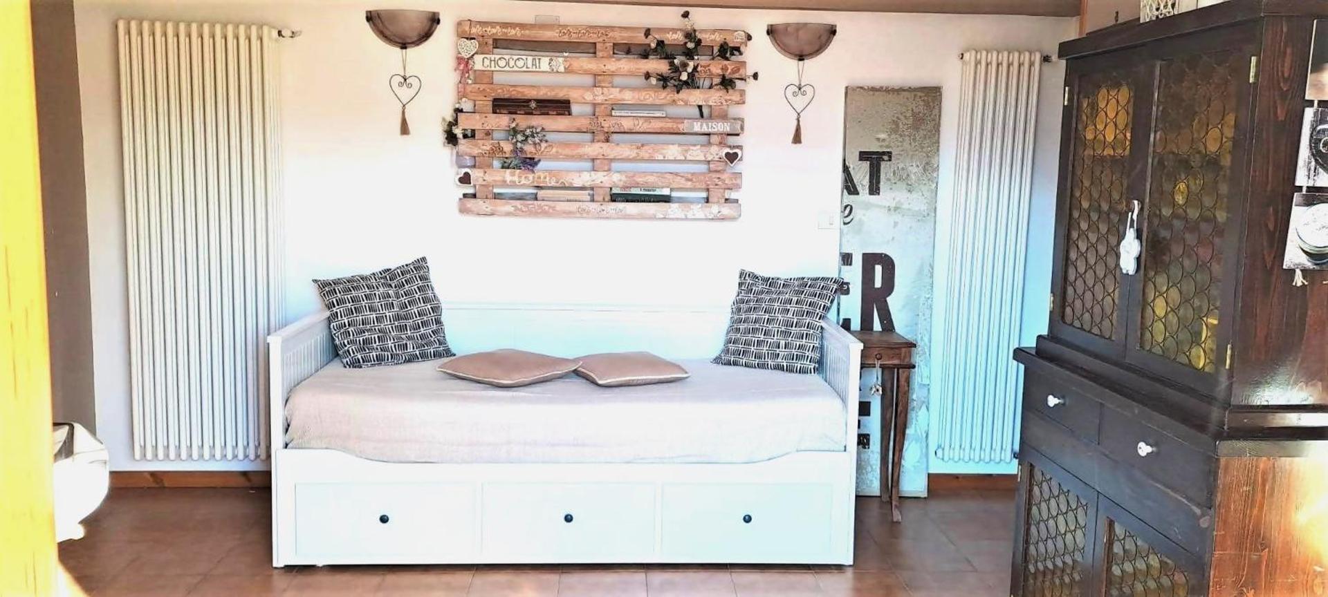 Blue Eyes Centre Free Parking