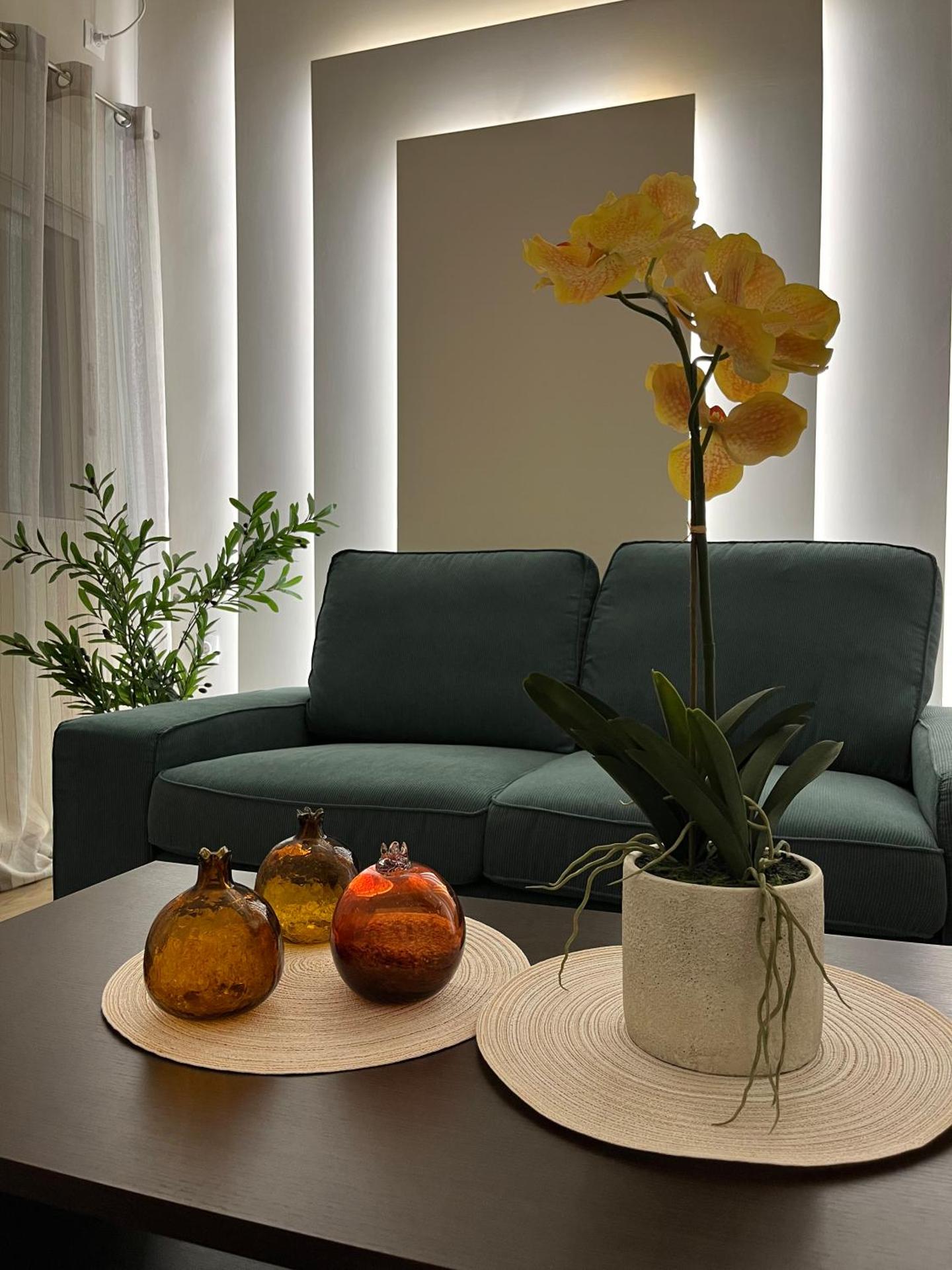 Emerald Luxury Apartments - ATH Airport