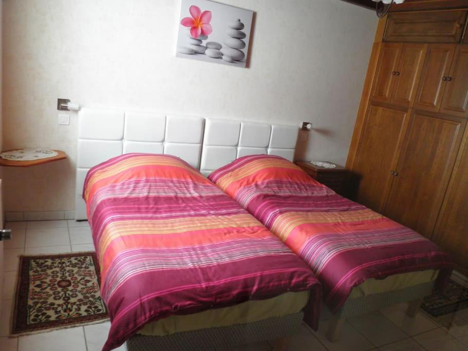 Gîte ''Les Bleuets'' Piscine été 2026