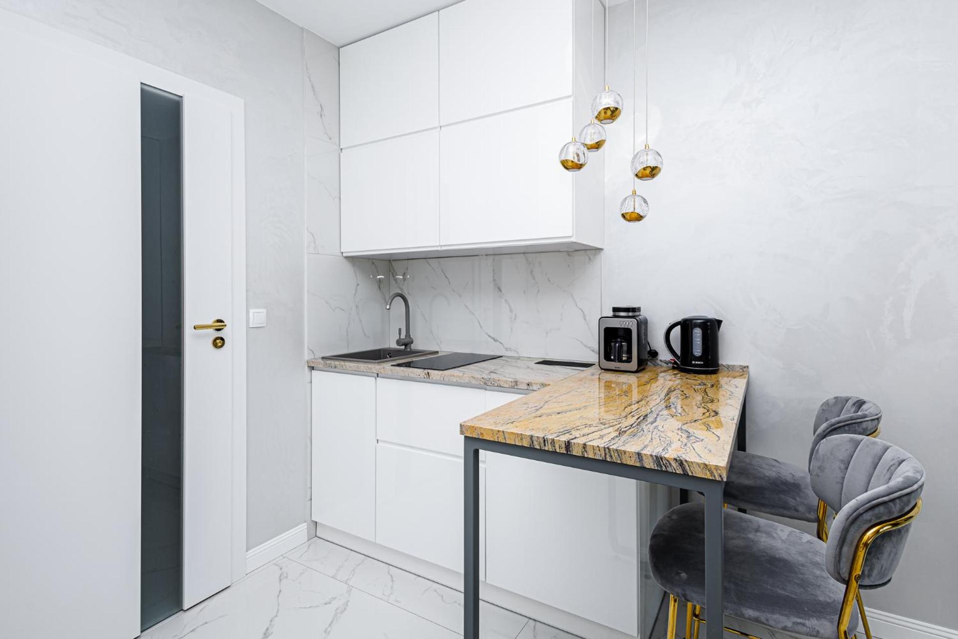 Classic Apartment - C4B