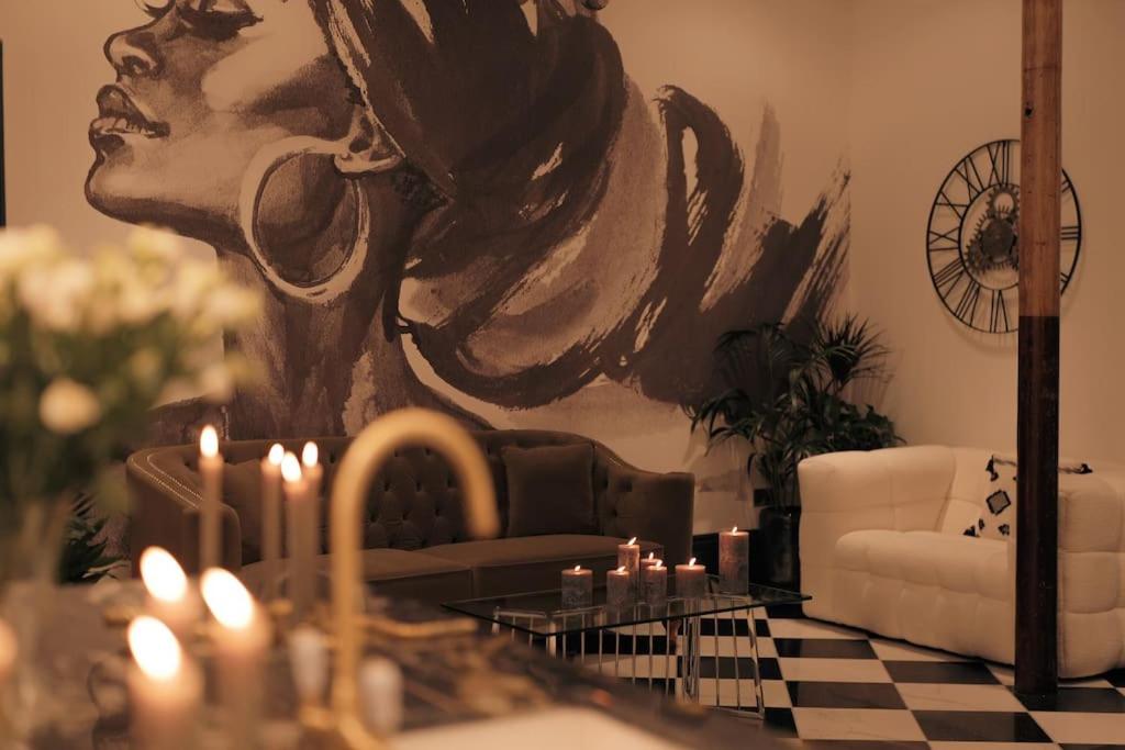 The Vault Luxury Apartment