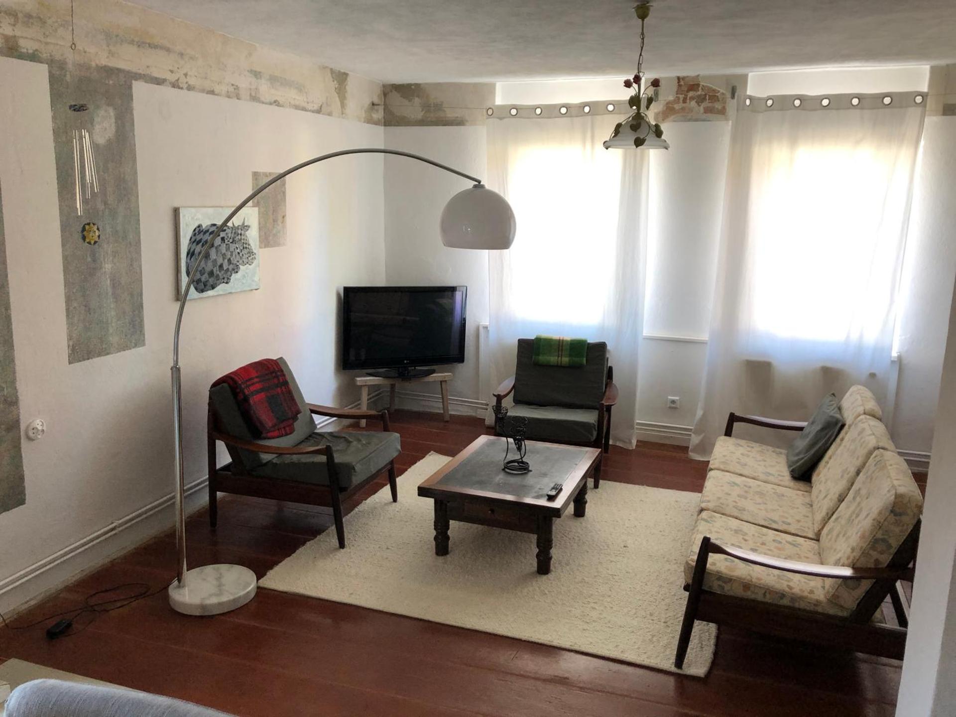 Communal lounge/ TV room