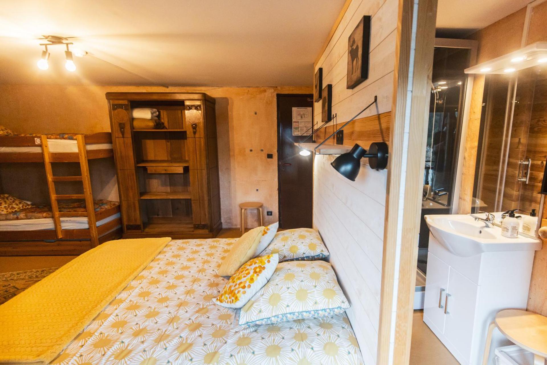 Family Room with Mountain View