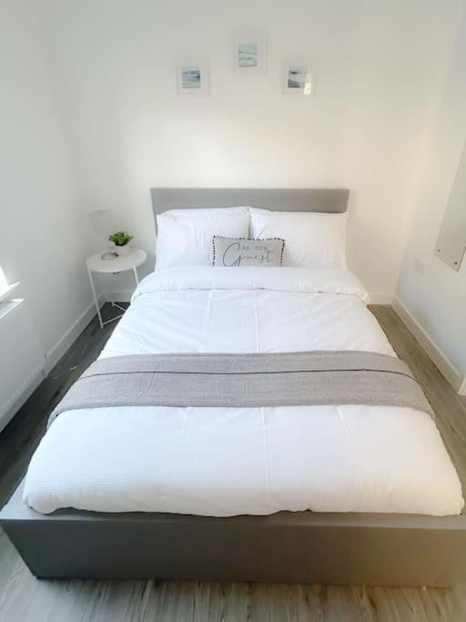 Wellington Road Apartment 1