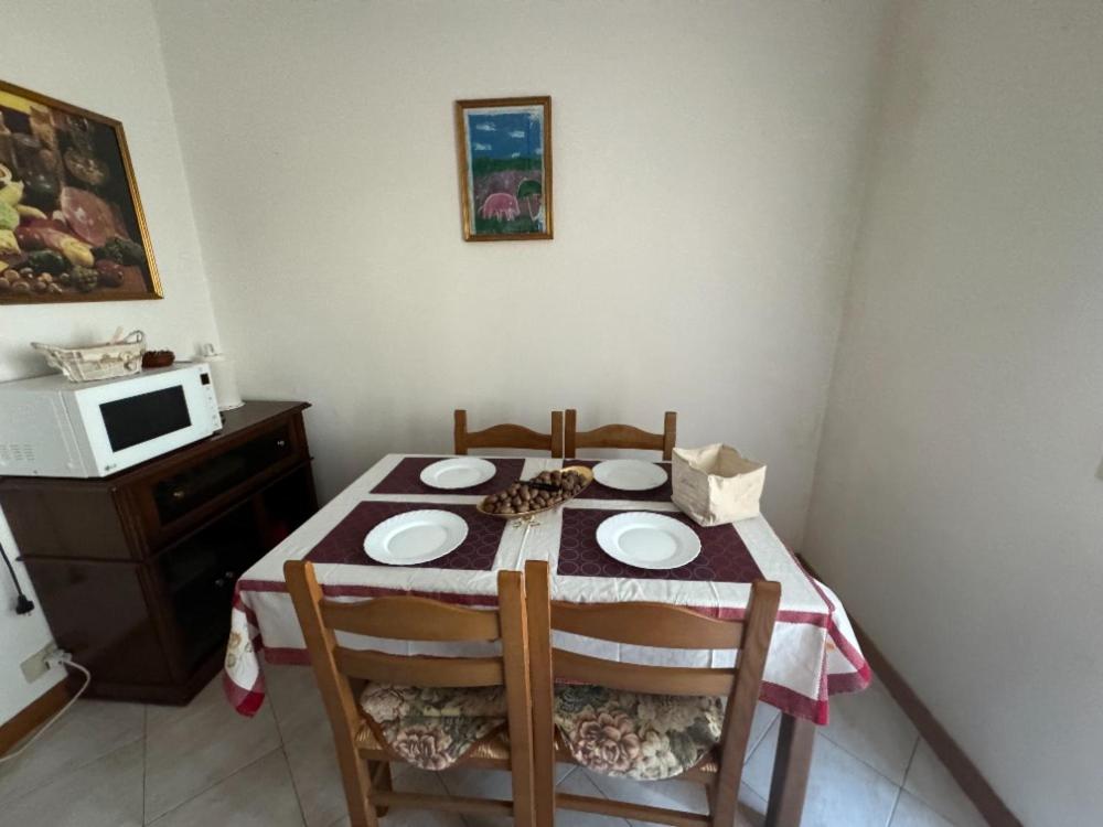 Bellissima stanza con parcheggio gratuito