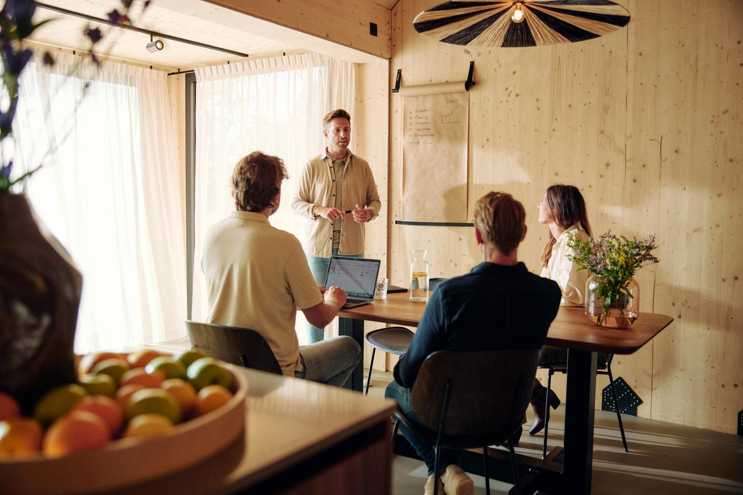 Meeting/conference room